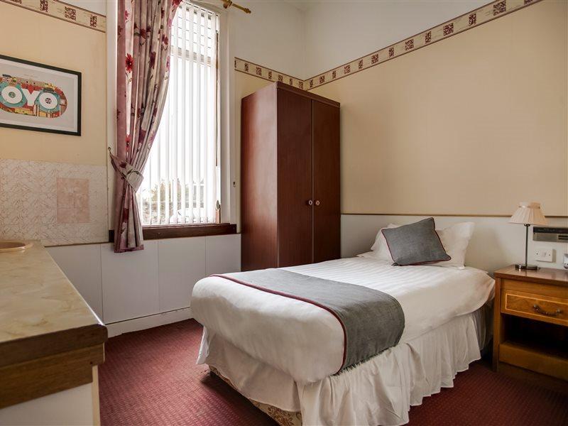 Oyo Glenpark Hotel, Ayr Central Exterior foto