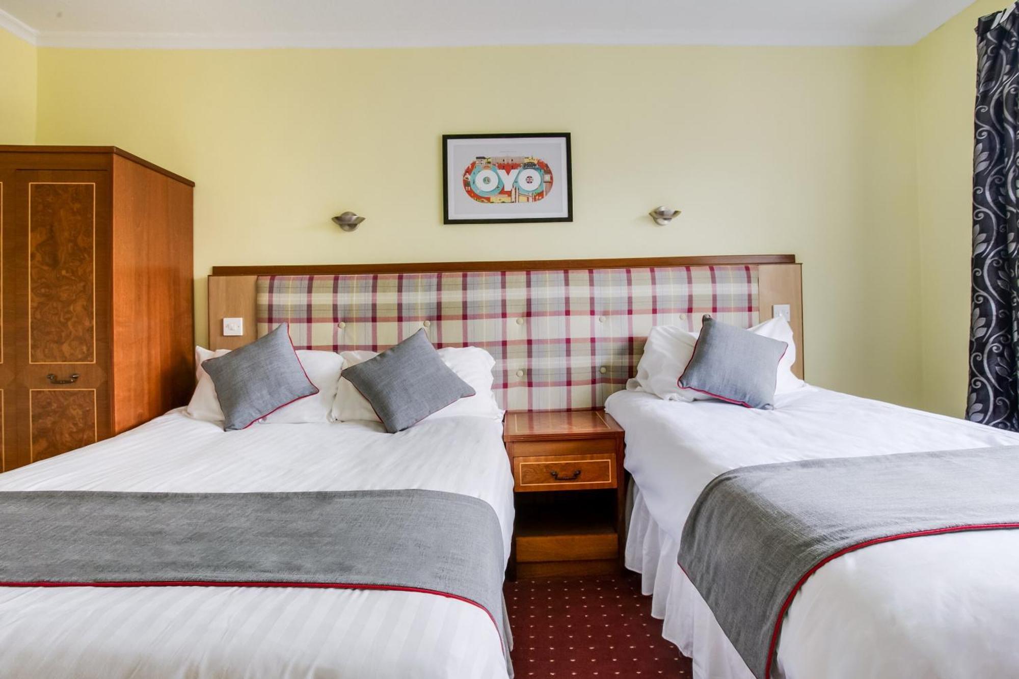 Oyo Glenpark Hotel, Ayr Central Exterior foto