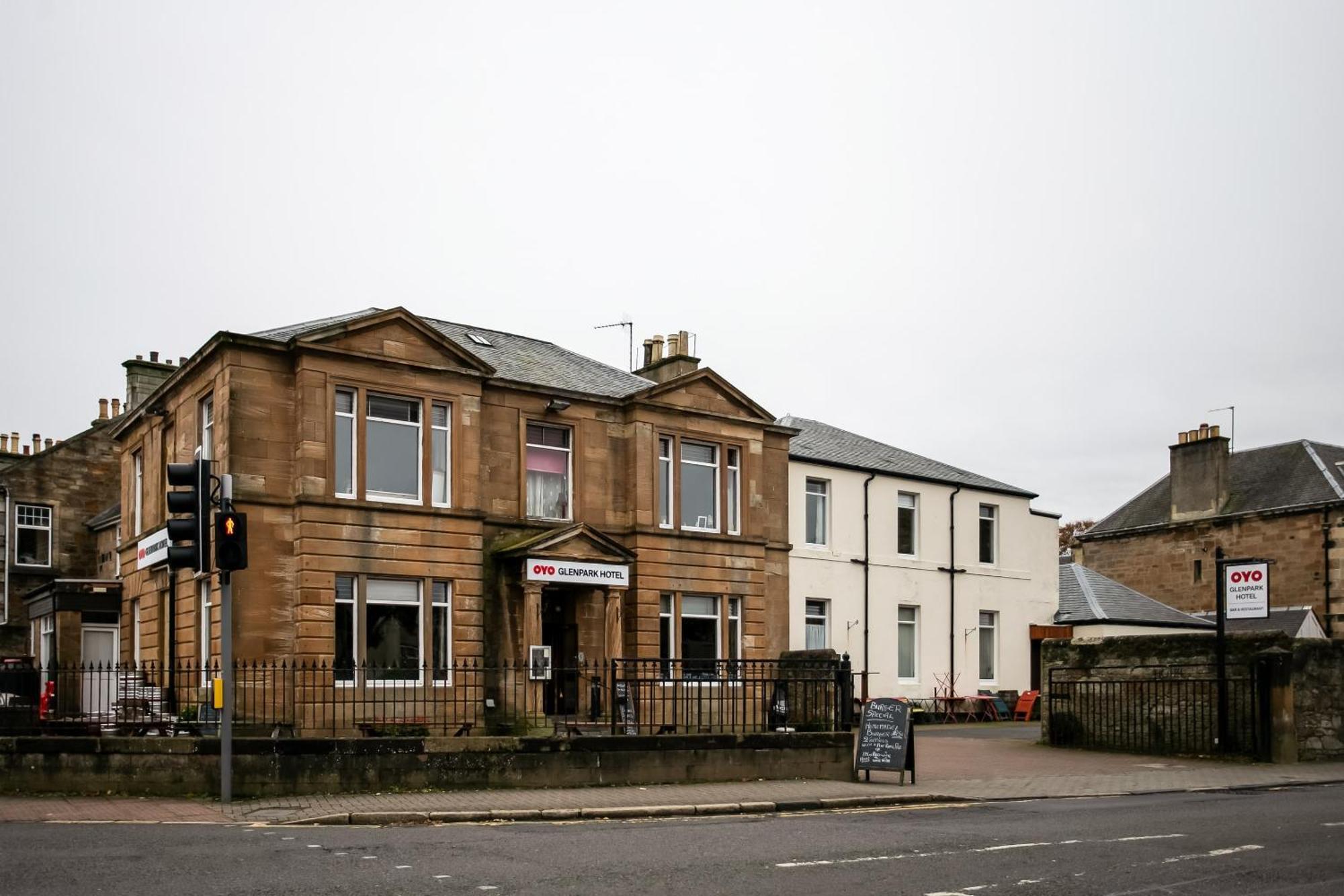 Oyo Glenpark Hotel, Ayr Central Exterior foto