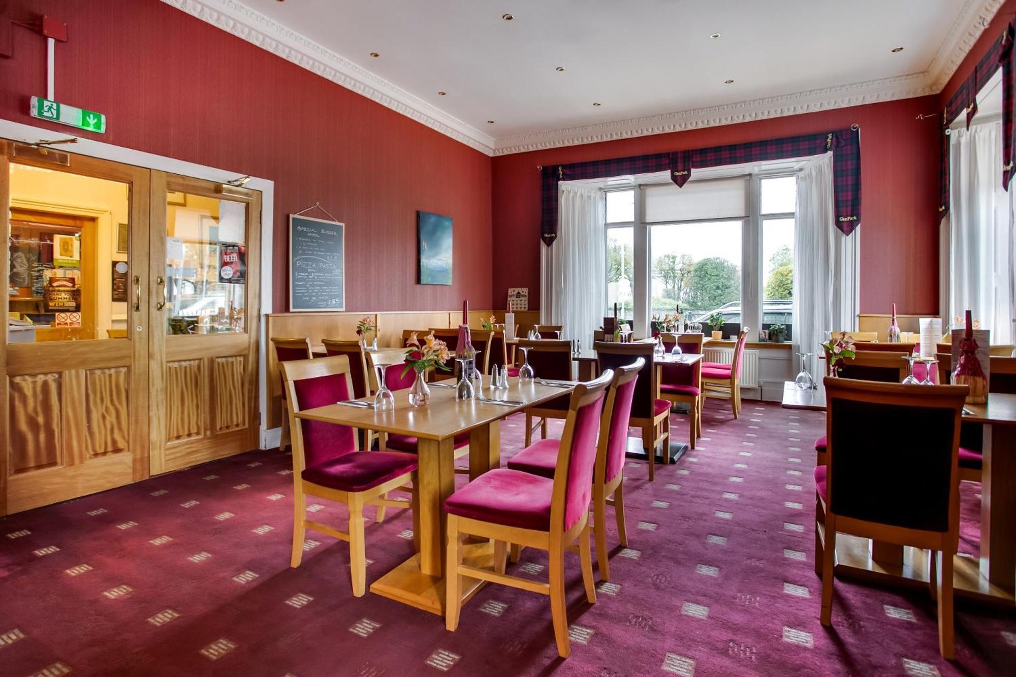 Oyo Glenpark Hotel, Ayr Central Exterior foto